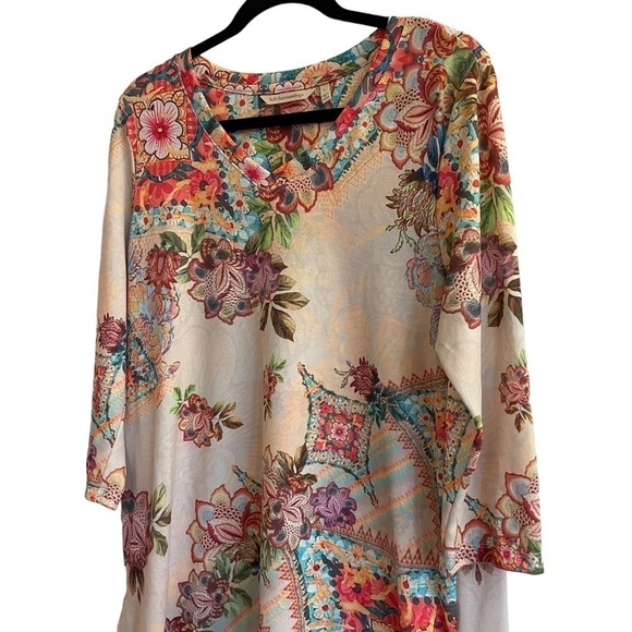Soft Surroundings Sahara Flora Sublimation Tunic, Size L - Picture 4 of 7
